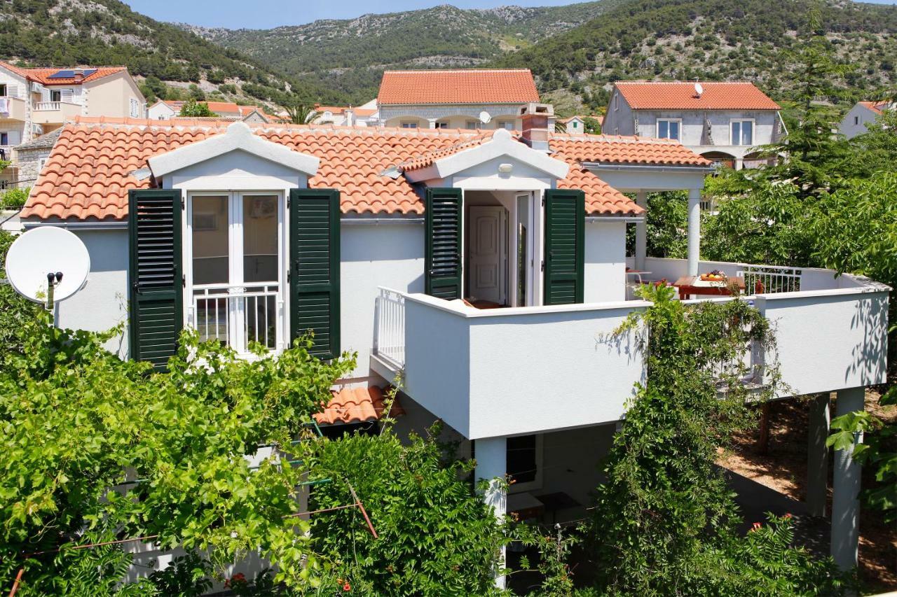 Superb Penthouse Luna Apartment Bol Exterior photo